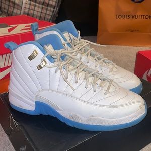 Mens used Jordan 12 size 8.5